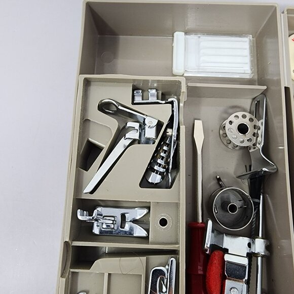 Antique Sewing Machine Box Of Accessories And Bobbins - Picture 11 of 15